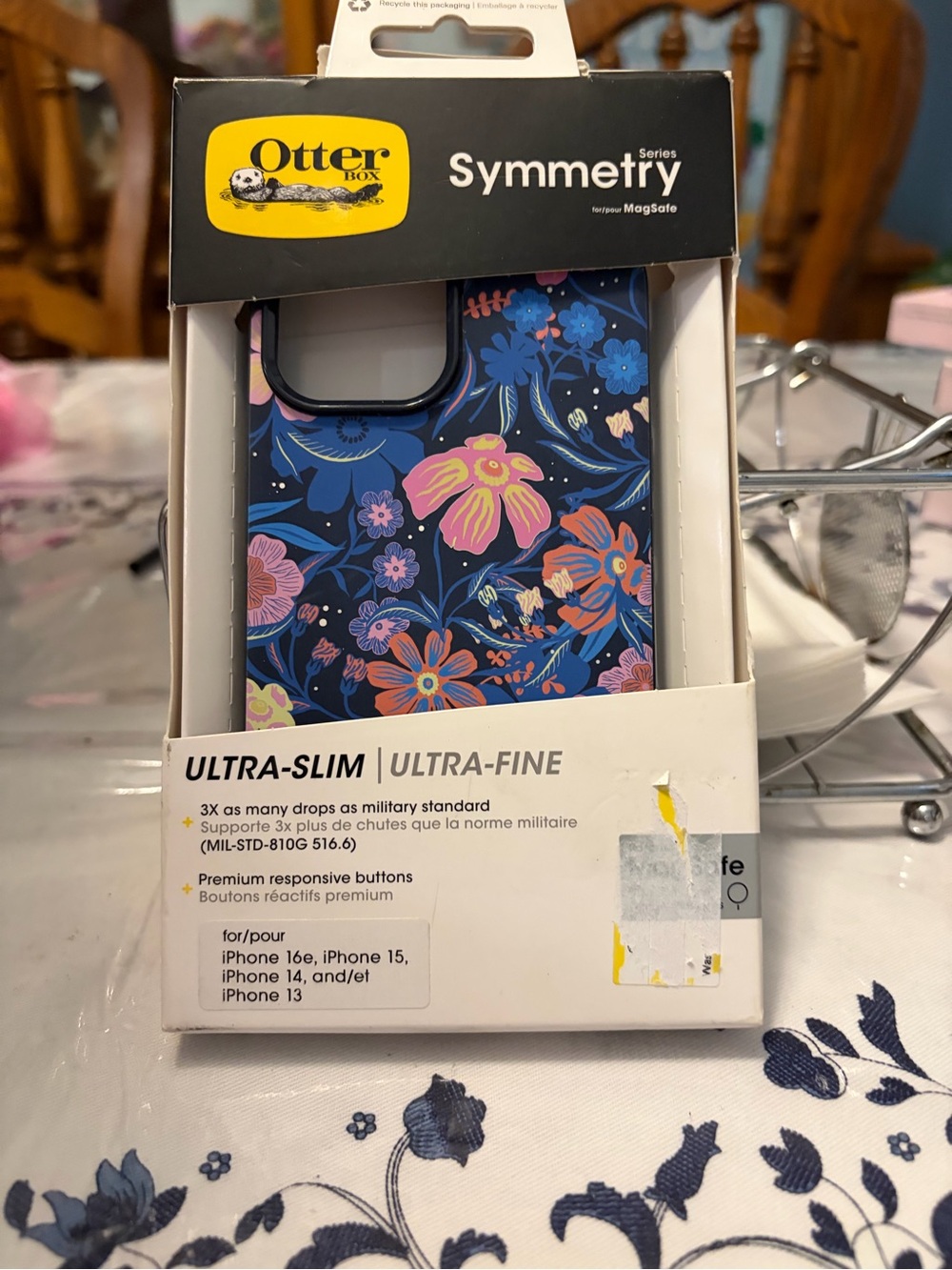 OtterBox Symmetry Series Floral Navy Case Floral Flowers for iPhone 15, 14 & 13